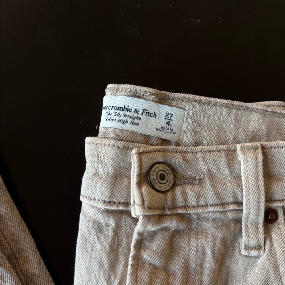 Abercrombie Women’s Jeans Tan 27L - Picture 2 of 2